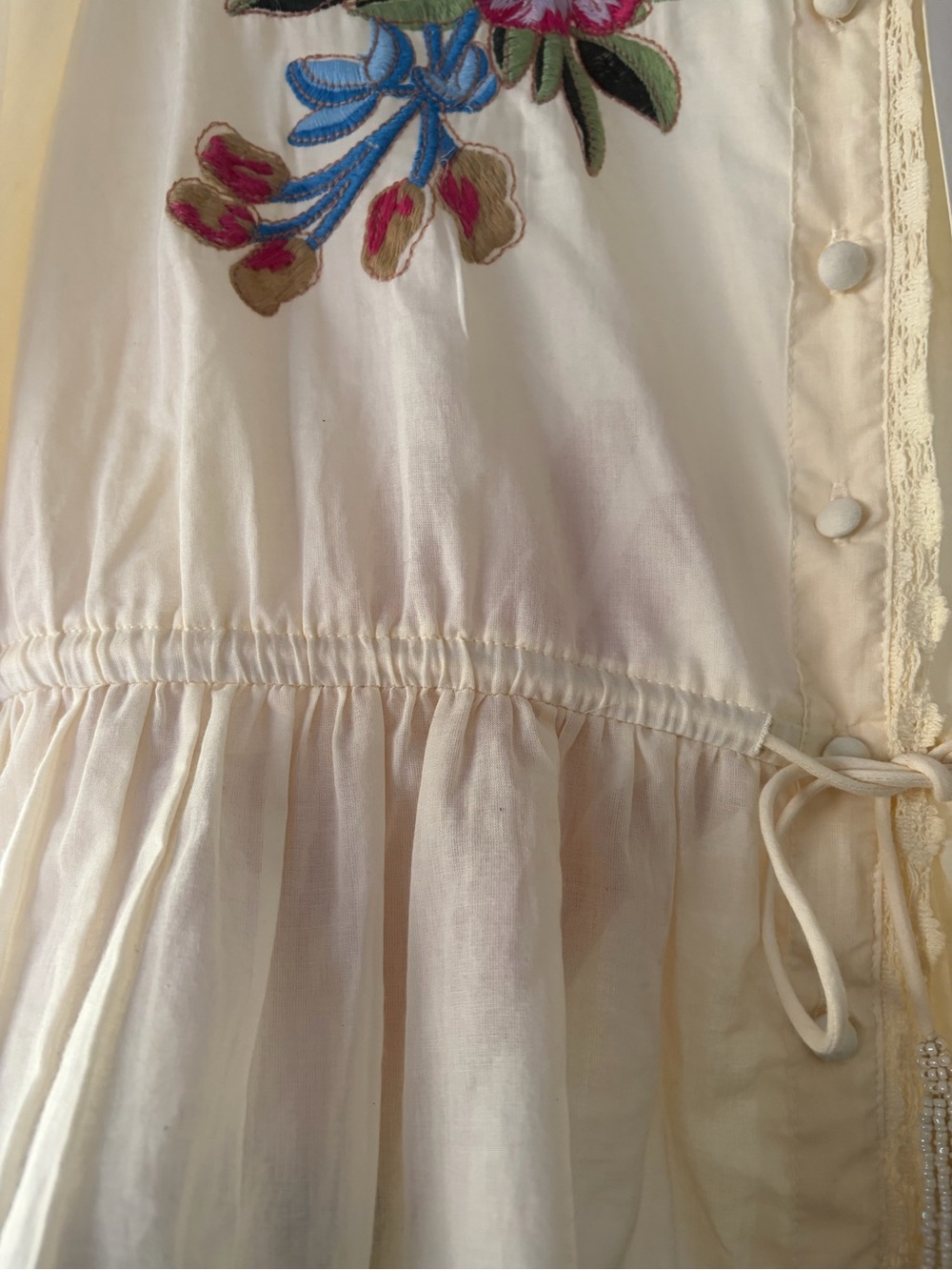 Embroidered Cream Peasant Blouse - Floral Detail - Picture 9 of 12